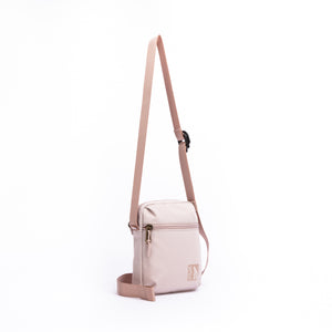 SLING POUCH-IKB2301110-WHISPER PINK-花语粉 (3).jpg